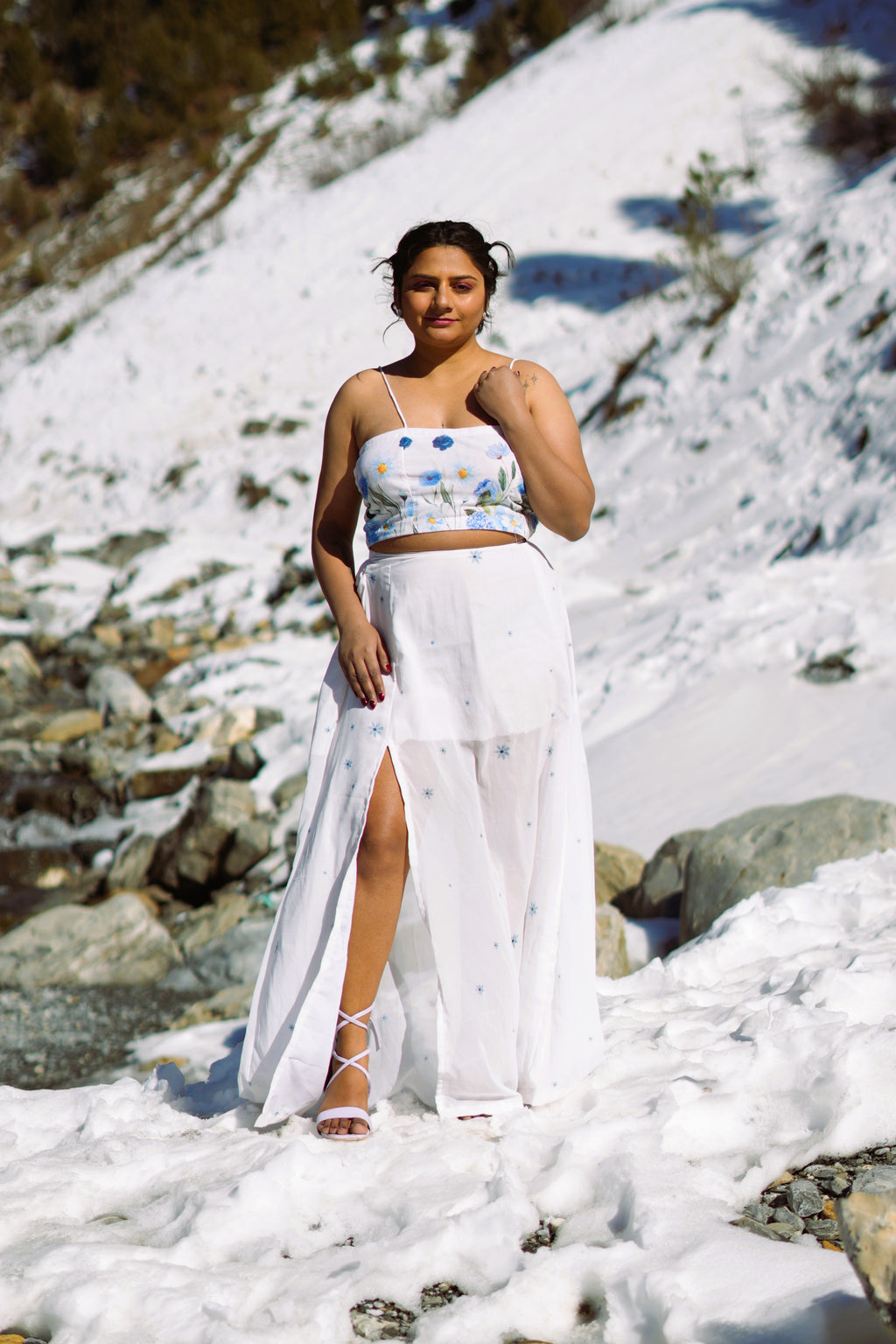 Snow Bloom Co-Ord Set – Floral Crop Top & Flowing Maxi Slit Skirt