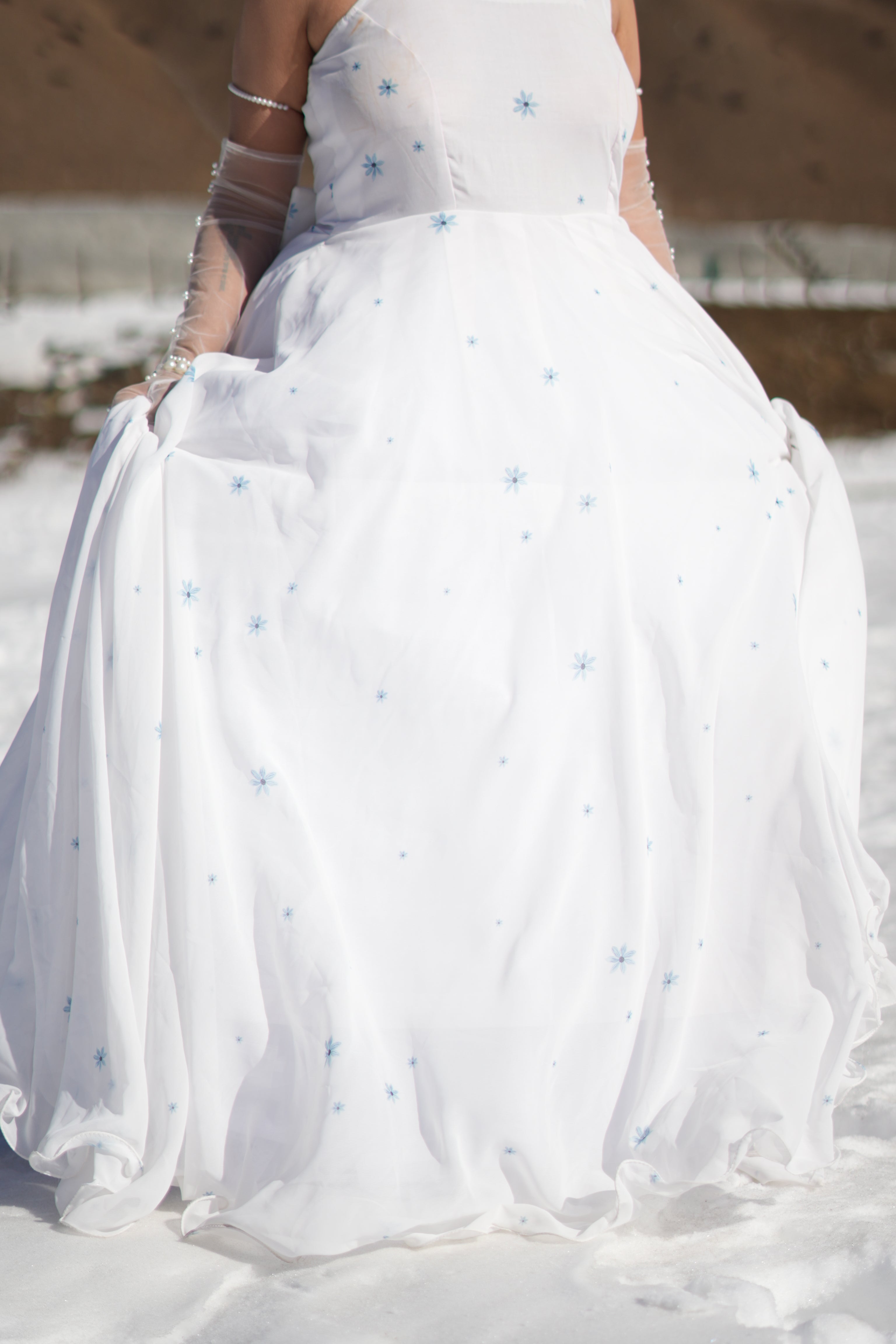 Snow Pearl Bow Georgette Gown – White Open-Back Maxi Dress