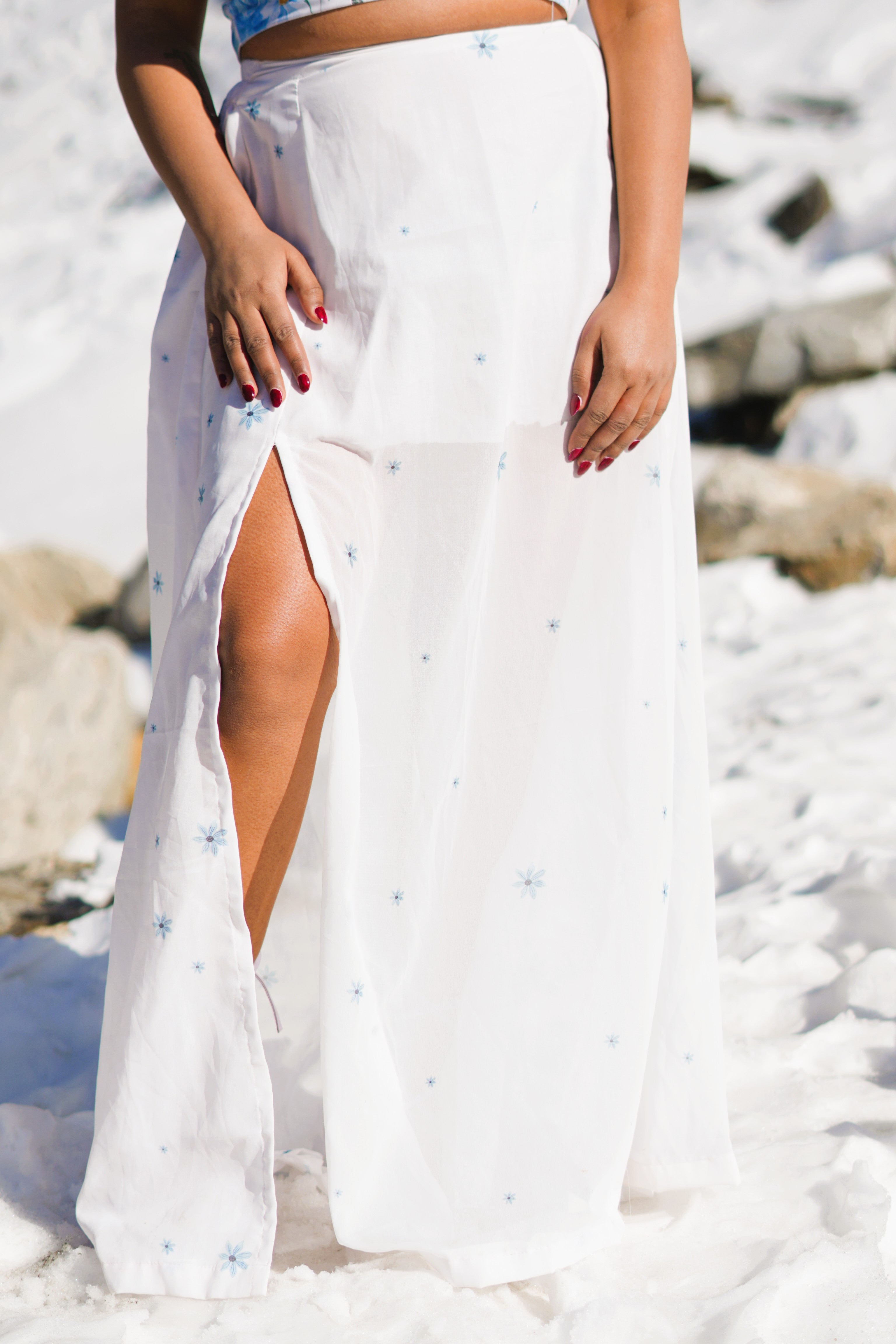Snow Bloom Co-Ord Set – Floral Crop Top & Flowing Maxi Slit Skirt